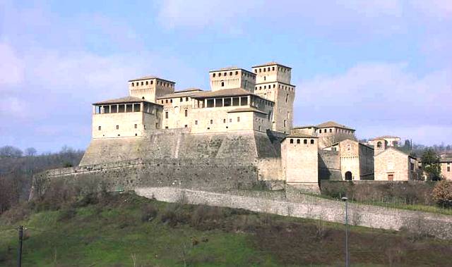 castello di torrechiara