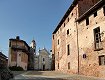 Il borgo e la chiesa di Sant'Abbondio