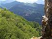 Panoramica da una finestrella sulle mura, verso il parco dell’Orecchiella