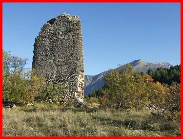 Torre D Avvistamento Di Bussi Sul Tirino Castelli Della Provincia Di Pescara Castelli Dell Abruzzo