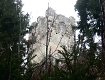 I ruderi della torre di Castel Thurn oltre il Rio di Casies, nei pressi del castello di Monguelfo