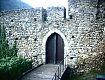 Porta d'ingresso sul ponte levatoio di Isolabona